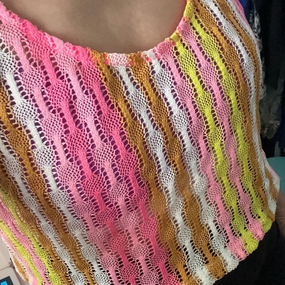 Wild FABLE Pastel Colors Sleeveless Crop Top Large BNWT - Picture 3 of 6